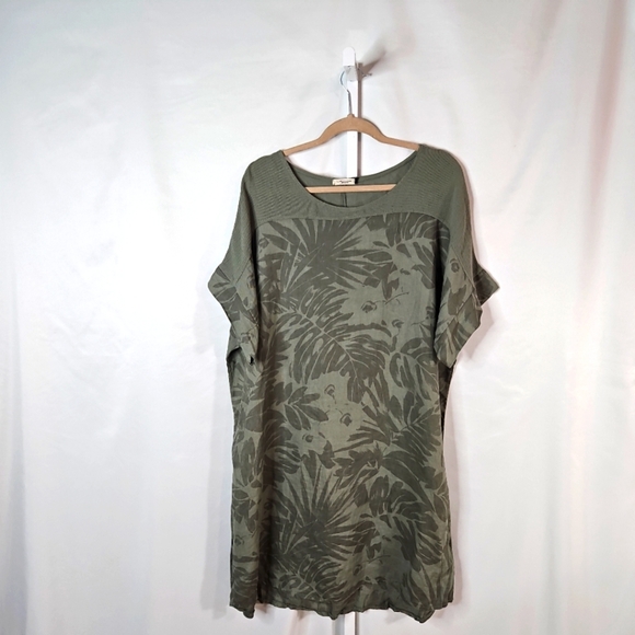 LUNGO L'ARNO Dresses & Skirts - LUNGO L'ARNO GREEN FLORAL MAXI DRESS SIZE 1X